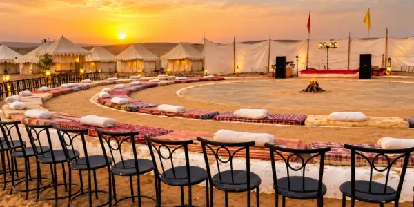 Dunes Desert Camping